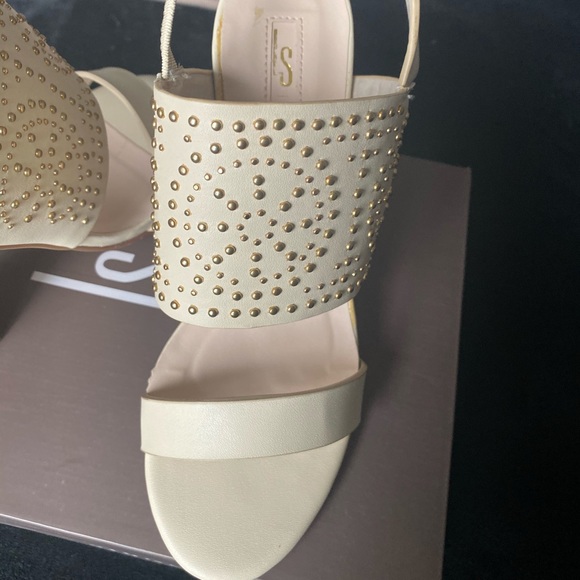 HIGH HEELS FOR SALE - Picture 1 of 4